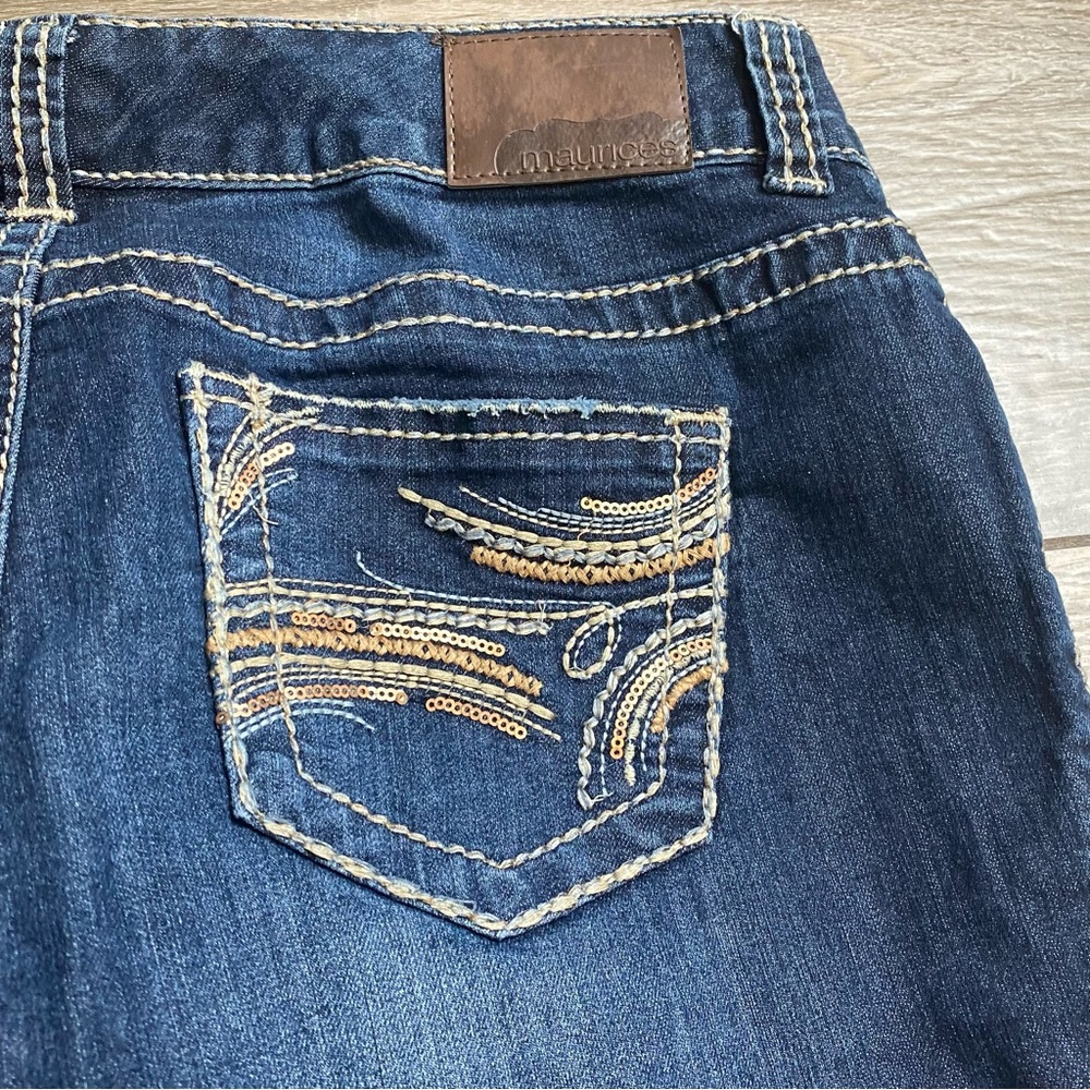 Maurices 7/8 Regular Embellished Boot Cut Jeans - Picture 5 of 9